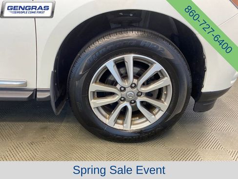 Used 2015 Nissan Pathfinder SL w/ SL Tech Package AWD/4WD image 49
