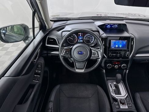 Used 2020 Subaru Forester Premium image 27