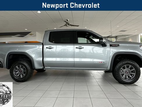 New 2026 GMC Sierra 1500 AT4X image 3