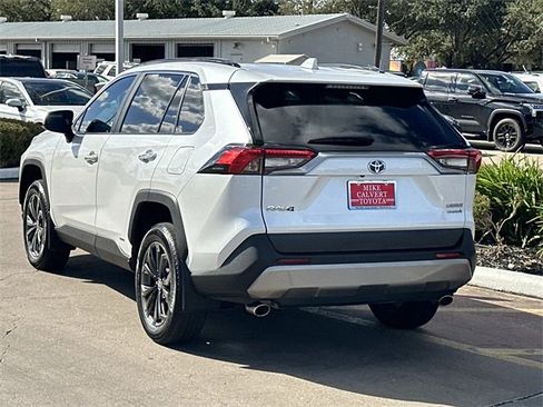 Used 2024 Toyota RAV4 Limited image 5