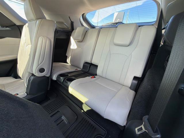 Used 2022 Lexus RX 350L Luxury w/ Accessory Package (Z1) AWD/4WD image 13