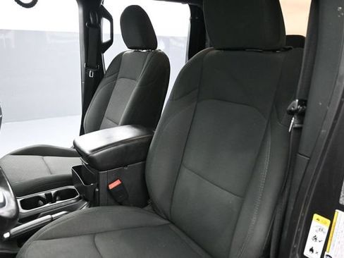 Used 2020 Jeep Gladiator Sport w/ Quick Order Package 24S AWD/4WD image 7