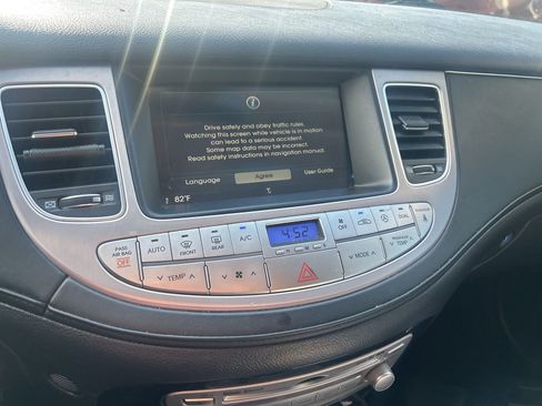 Used 2014 Hyundai Genesis 3.8 w/ Technology Package 03 image 14