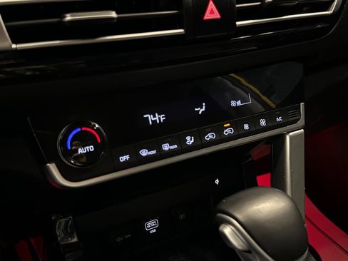 Used 2021 Kia Seltos SX image 14