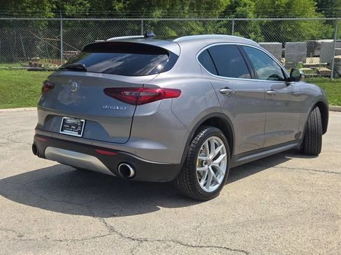 Used 2019 Alfa Romeo Stelvio Ti Lusso w/ Quick Order Package 22X Lusso AWD/4WD image 13