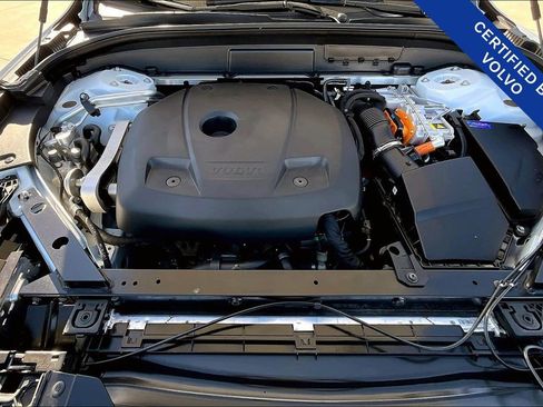 Used 2024 Volvo XC60 T8 Ultimate w/ Protection Package Premier image 12