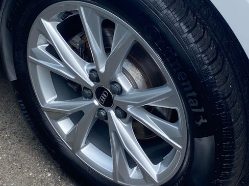 Used 2025 Audi Q3 2.0T Premium AWD/4WD image 18