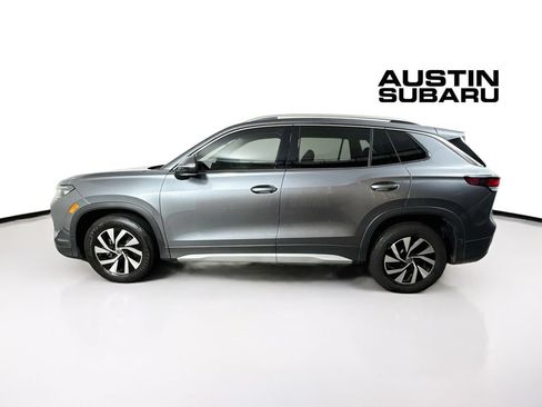 Used 2025 Volkswagen Tiguan S FWD image 4