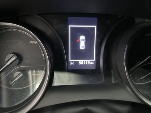 Used 2022 Toyota Camry SE image 12