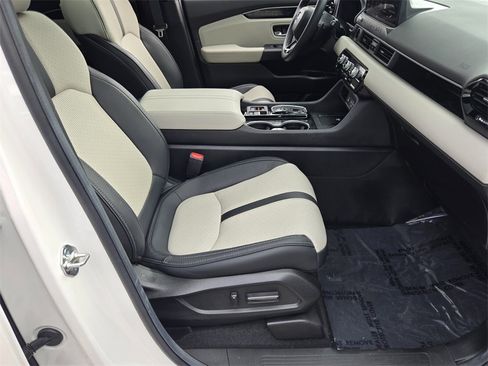 Used 2026 Honda Passport TrailSport Elite image 16