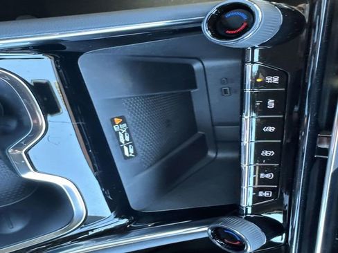 New 2026 Chevrolet Traverse RS image 15