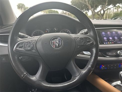 Used 2020 Buick Enclave Premium image 11