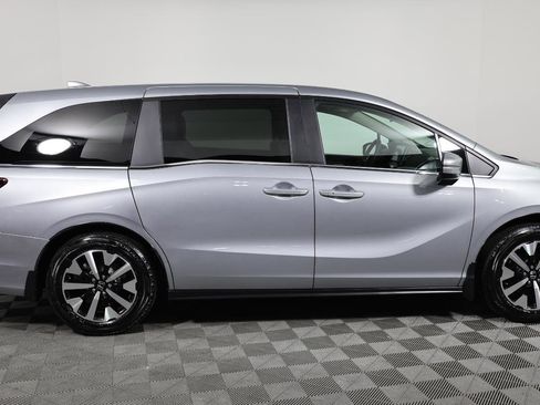 Used 2026 Honda Odyssey EX-L image 4
