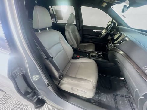 Used 2023 Honda Passport EX-L image 28