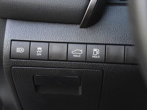 Used 2023 Toyota Camry LE image 18