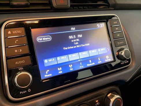 Used 2025 Nissan Versa SV FWD image 6