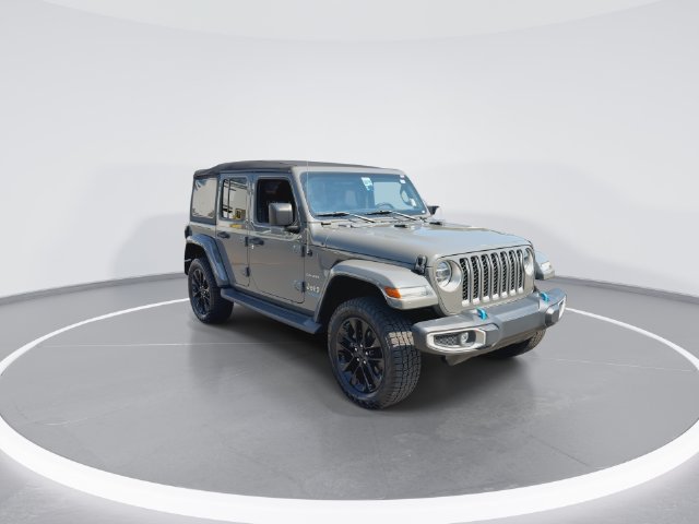 Used 2022 Jeep Wrangler Unlimited Sahara AWD/4WD image 2