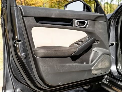 Used 2023 Honda Civic EX image 42