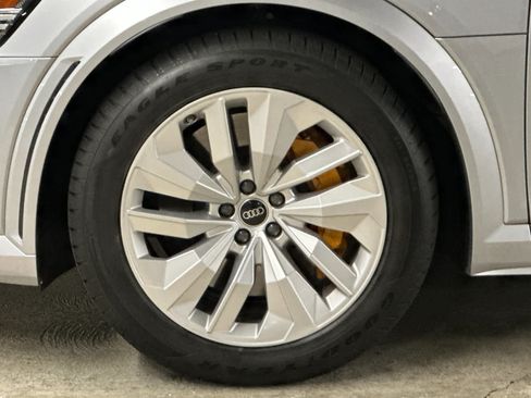 Certified 2023 Audi e-tron S Premium Plus AWD/4WD image 27