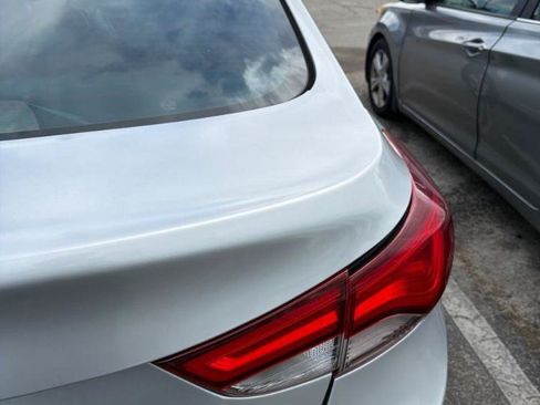 Used 2013 Hyundai Elantra GLS w/ Preferred Pkg FWD image 8