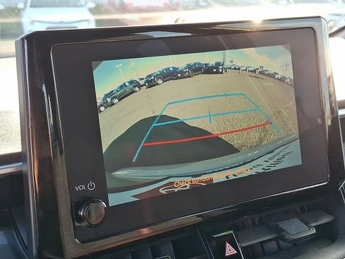 Certified 2023 Toyota Corolla SE image 18