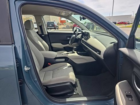 Used 2024 Honda HR-V LX image 37