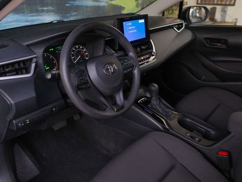 Used 2023 Toyota Corolla LE image 14