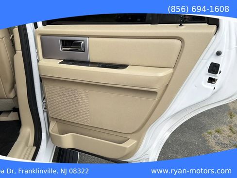 Used 2017 Ford Expedition Limited w/ Equipment Group 301A AWD/4WD image 23