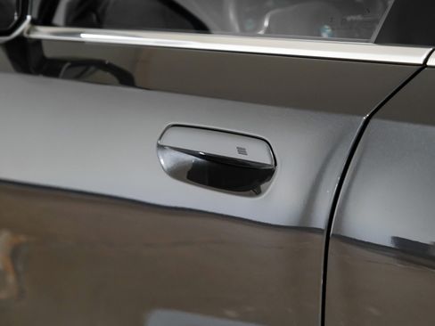 Used 2025 BMW 530i w/ Premium Package RWD image 42