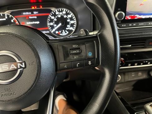 Used 2023 Nissan Rogue SV FWD image 27