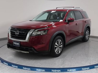 Used 2023 Nissan Pathfinder SL