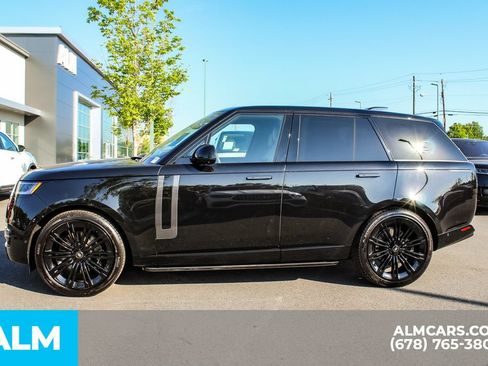 Used 2025 Land Rover Range Rover SE AWD/4WD image 5