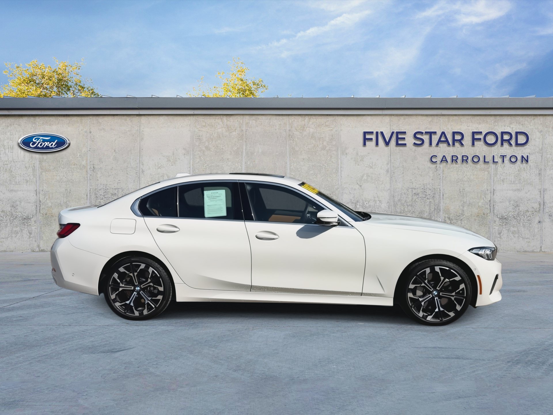 Used 2025 BMW 330i xDrive Sedan w/ Premium Package AWD/4WD image 9