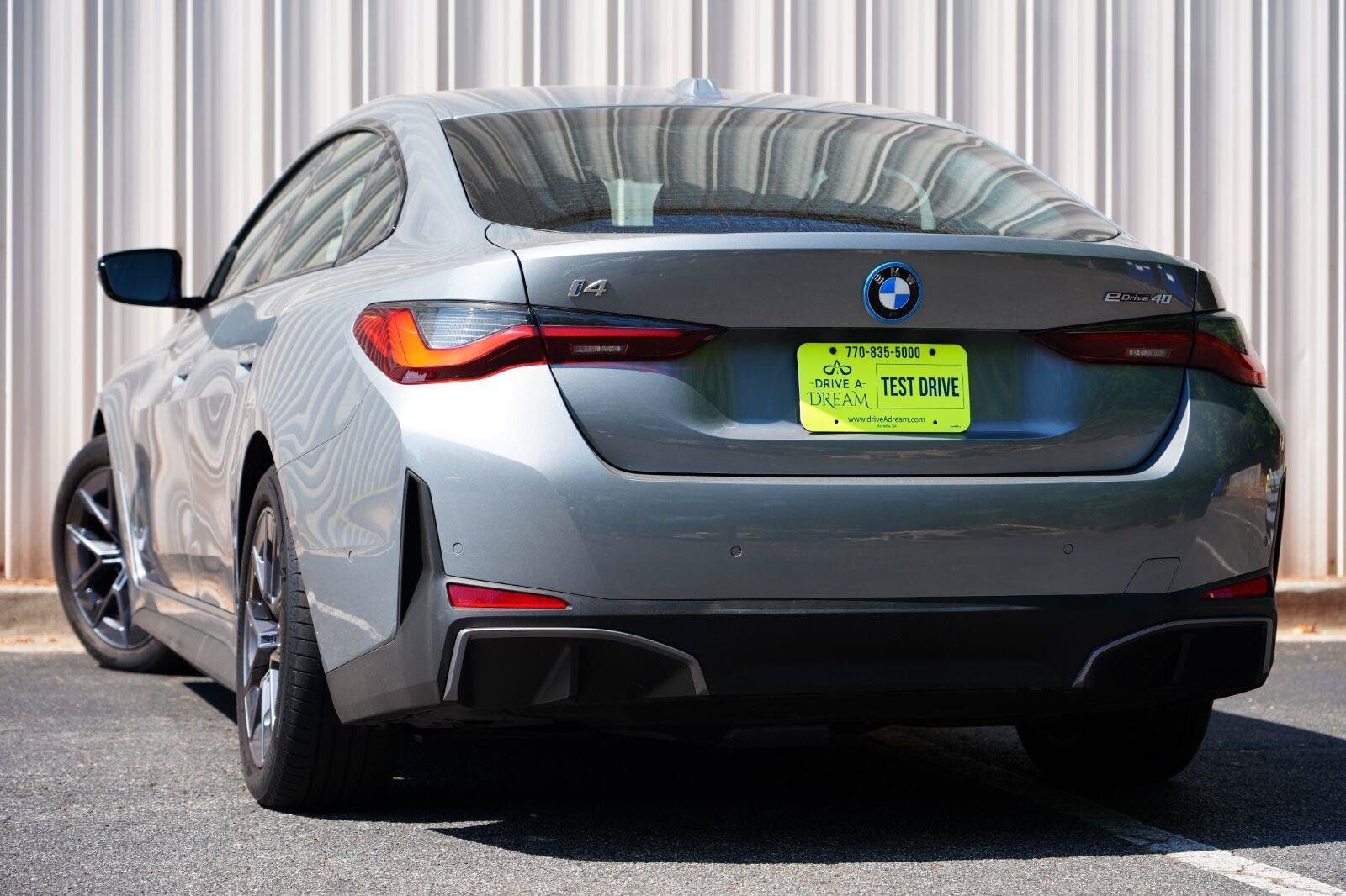 Used 2023 BMW i4 eDrive40 w/ Premium Package RWD image 6