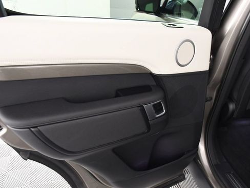 Used 2023 Land Rover Discovery S R-Dynamic AWD/4WD image 26