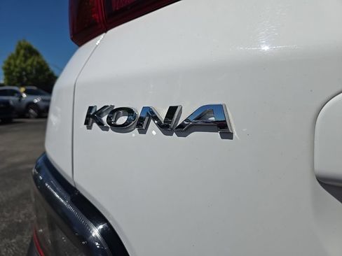 Certified 2023 Hyundai Kona SEL AWD/4WD image 11