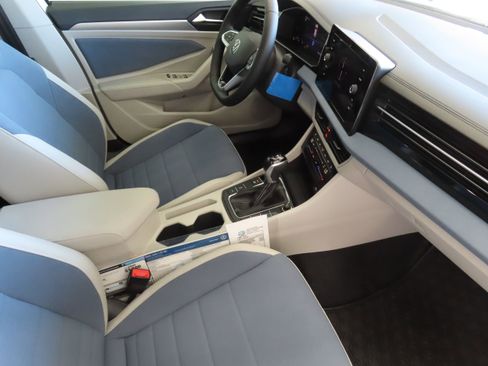 New 2025 Volkswagen Jetta SE image 26