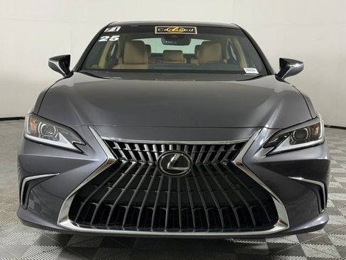 Used 2025 Lexus ES 350 w/ Premium Package FWD image 13
