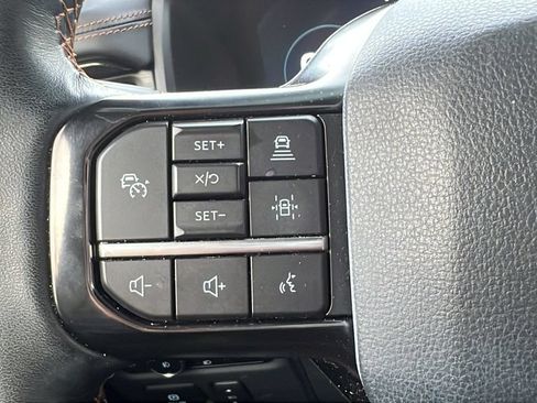 Used 2023 Ford Expedition Platinum RWD image 23