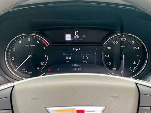 Used 2025 Cadillac XT5 Premium Luxury FWD image 12