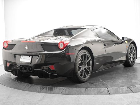 Used 2014 Ferrari 458 Spider RWD image 11