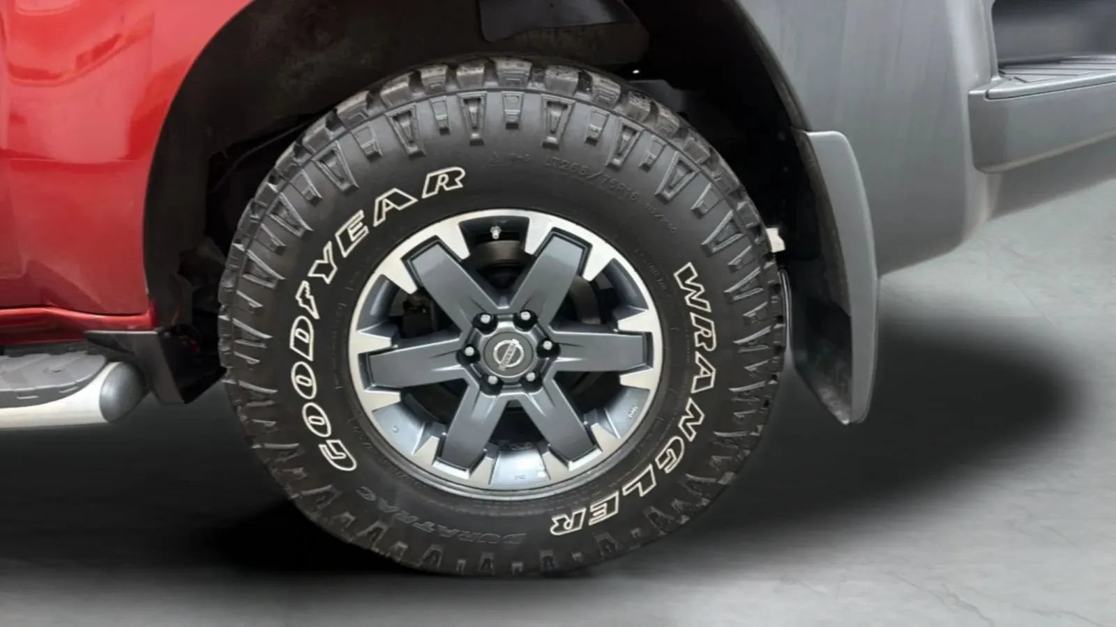Used 2015 Nissan Xterra PRO-4X w/ Nevada Tow Package AWD/4WD image 27