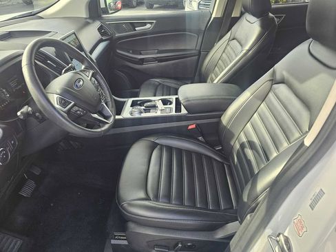 Used 2022 Ford Edge SEL image 9