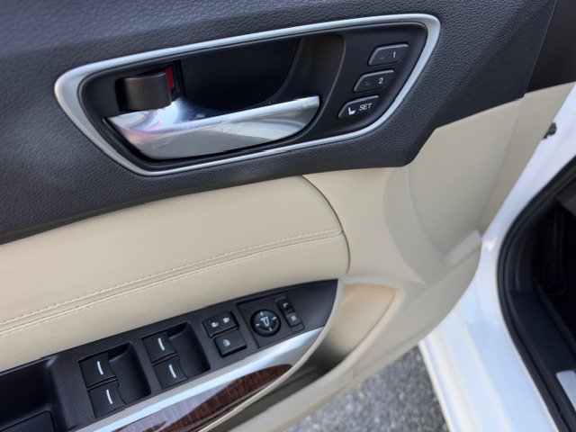 Used 2019 Acura TLX FWD image 19