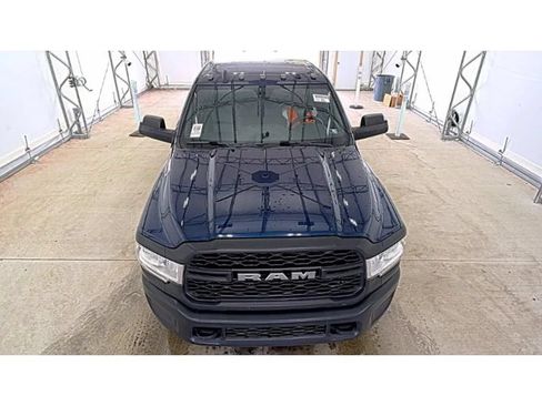 Used 2022 RAM 3500 Tradesman w/ Max Tow Package AWD/4WD image 4