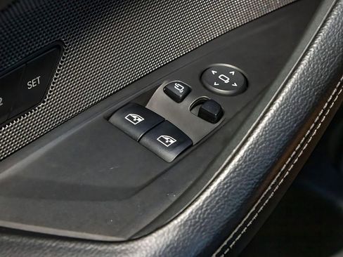 Used 2022 BMW M440i Coupe w/ Premium Package image 19