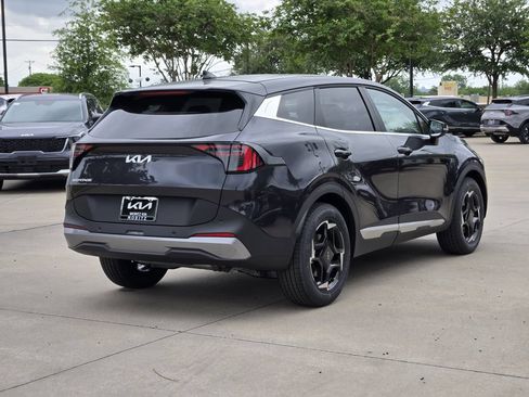 New 2026 Kia Sportage EX FWD image 4