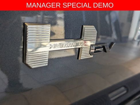 Used 2026 GMC Hummer EV SUV AWD/4WD image 10