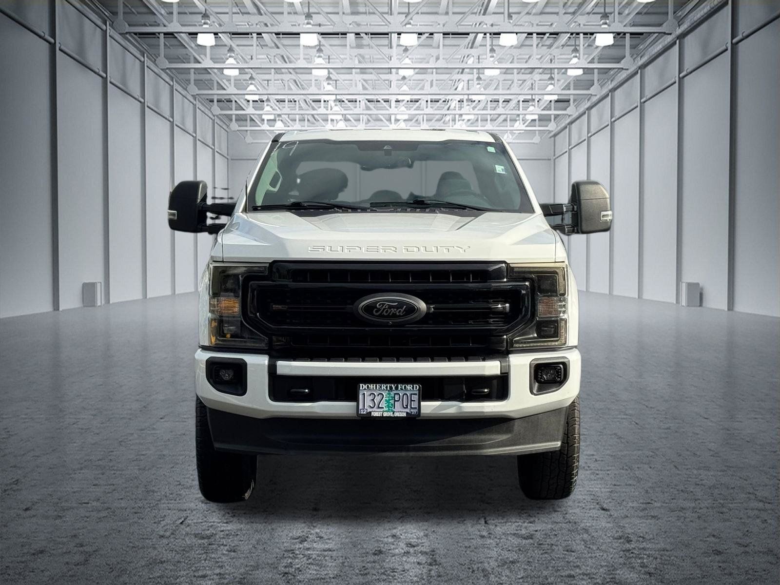 Used 2022 Ford F350 XLT w/ Black Appearance Package AWD/4WD image 10