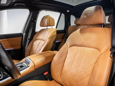 Used 2023 BMW X5 M50i w/ Executive Package image 32